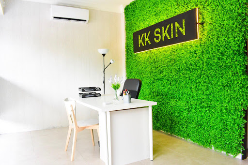Klinik Kulit Near Me di Ulu Tiram yang Terbaik untuk Kulit Sihat Anda