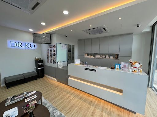 Klinik Kulit Terbaik Near Me di Teluk Intan